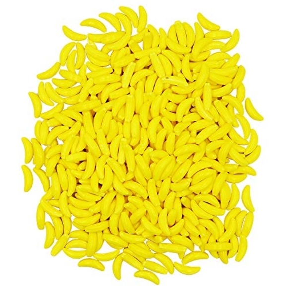 🍌 Beadtopia Banana Yellow Fruit Beads Acrylic NWT Jewelry Crafts Arts - Picture 1 of 5